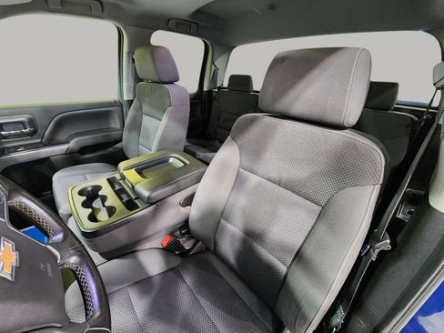 Used 2018 Chevrolet Silverado 1500 LT w/ All Star Edition image 15