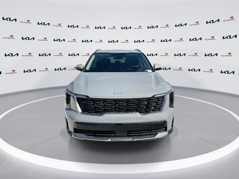 Certified 2026 Kia Sorento S FWD image 3