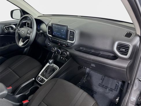 Certified 2025 Hyundai Venue SEL FWD image 27