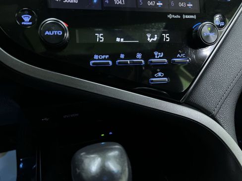 Used 2020 Toyota Camry XSE FWD image 22