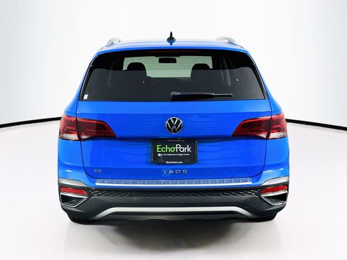 Used 2022 Volkswagen Taos SE FWD image 7