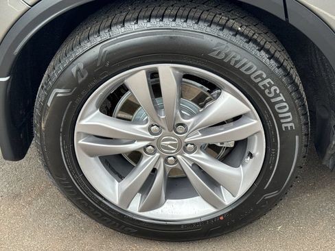 Used 2023 Acura MDX SH-AWD image 17