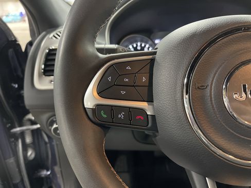 Used 2021 Jeep Compass Latitude image 17