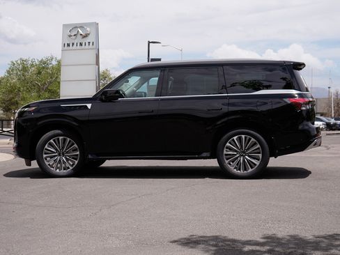 Used 2026 INFINITI QX80 Luxe w/ Cargo Package AWD/4WD image 4