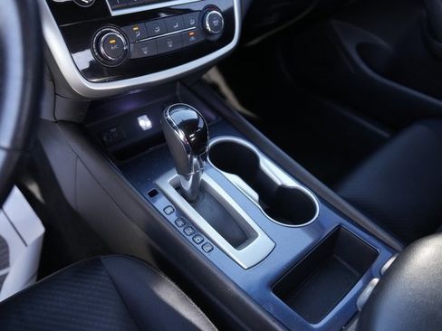 Used 2018 Nissan Altima 2.5 SR w/ Interior Lighting Package image 27