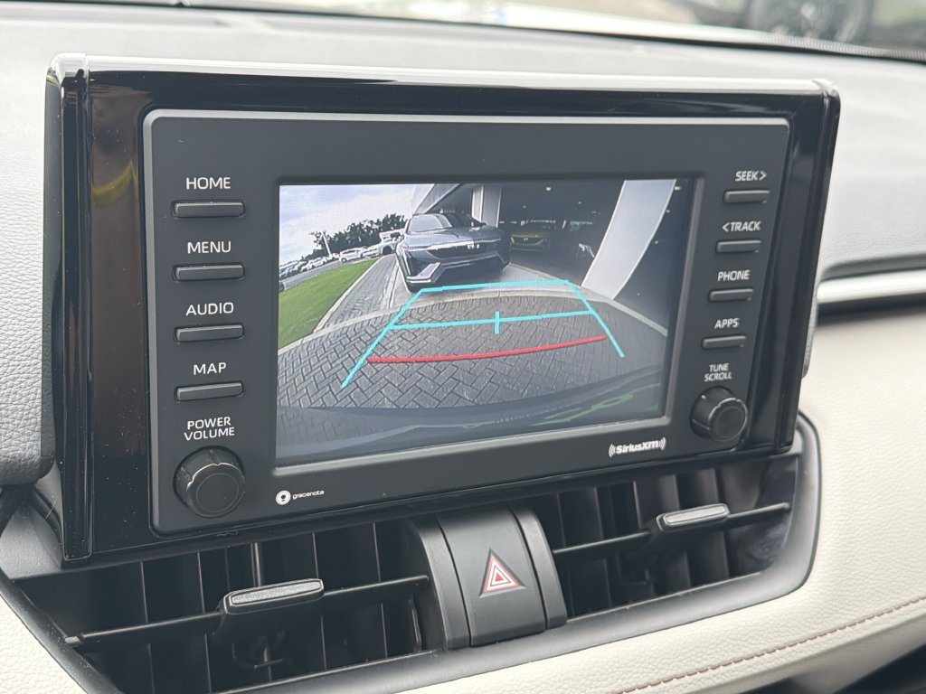 Used 2022 Toyota RAV4 XLE w/ Convenience Package FWD image 27