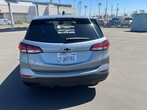 Used 2024 Chevrolet Equinox LS w/ LS Convenience Package FWD image 6