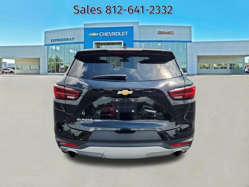 Used 2025 Chevrolet Blazer LT AWD/4WD image 6