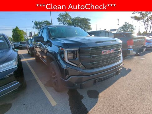 Used 2023 GMC Sierra 1500 Elevation AWD/4WD image 3