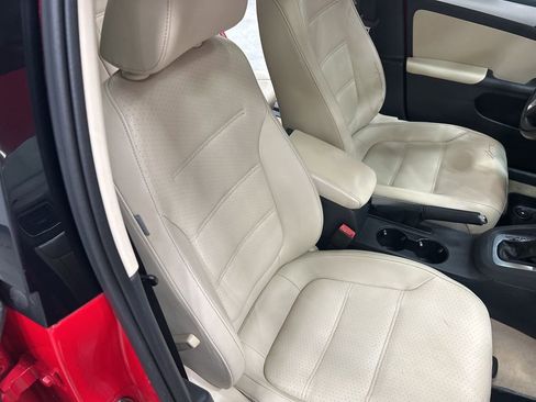 Used 2014 Volkswagen Jetta SE image 34