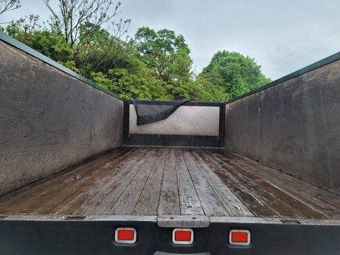 Used 2017 RAM 5500 Tradesman w/ Payload Upgrade Package RWD image 32