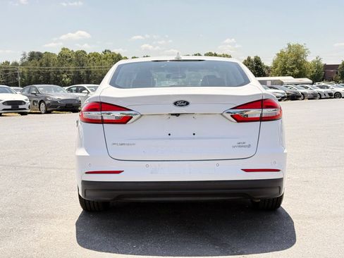 Used 2019 Ford Fusion SE FWD image 7