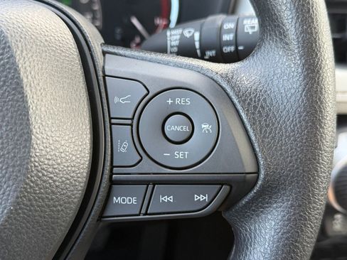 Certified 2025 Toyota RAV4 XLE w/ Convenience Package image 27