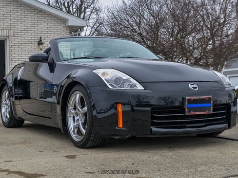 Used 2007 Nissan 350Z Touring image 12