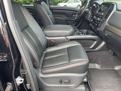 Used 2023 Nissan Titan PRO-4X w/ Pro-4x Convenience Package AWD/4WD image 19