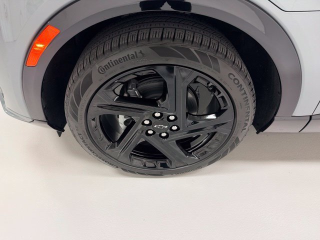 Certified 2026 Chevrolet Equinox EV RS FWD image 15
