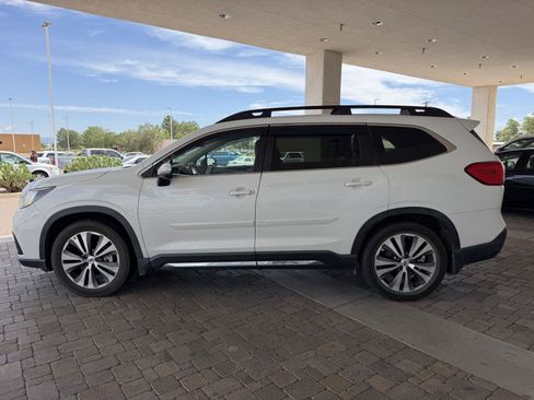 Used 2019 Subaru Ascent Limited AWD/4WD image 2