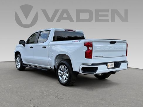 Used 2025 Chevrolet Silverado 1500 Custom image 23