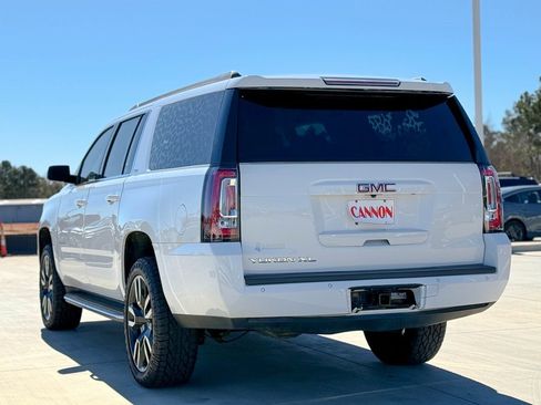 Used 2017 GMC Yukon XL SLT w/ Open Road Package image 11