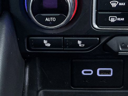 Used 2023 Chevrolet Suburban RST w/ Sport Performance Package image 46