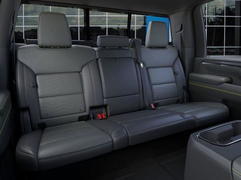 New 2026 Chevrolet Silverado 2500 ZR2 image 17