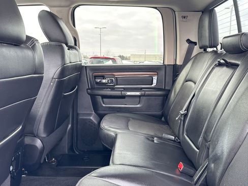 Used 2016 RAM 2500 Laramie w/ Convenience Group image 16