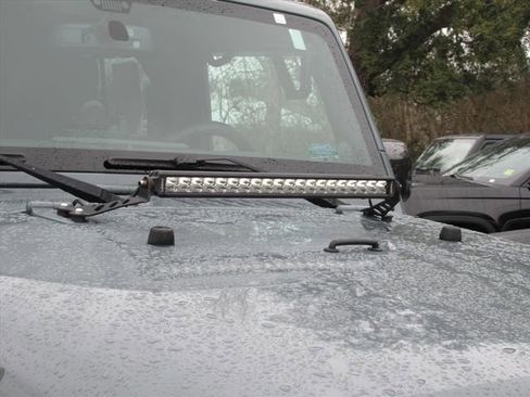 Used 2014 Jeep Wrangler Unlimited Sahara w/ Dual Top Group image 8