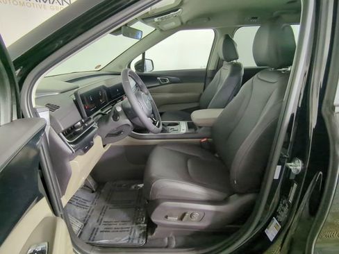 New 2026 Kia Carnival image 19