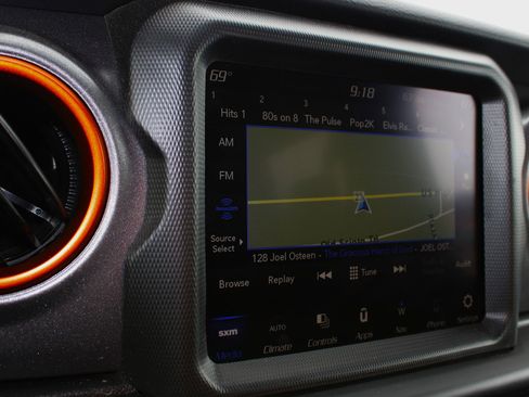 Used 2022 Jeep Gladiator Mojave image 33