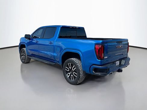 Used 2023 GMC Sierra 1500 AT4 w/ AT4 Premium Package AWD/4WD image 5