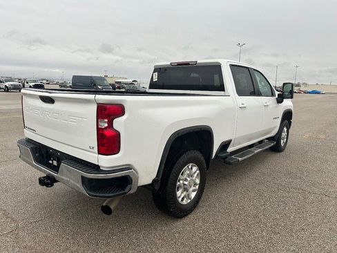 Used 2022 Chevrolet Silverado 2500 LT w/ Convenience Package image 5