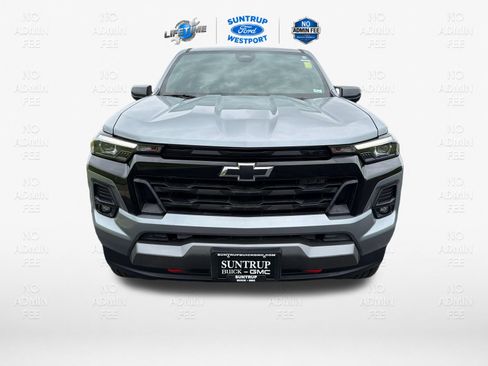 Used 2025 Chevrolet Colorado Z71 AWD/4WD image 26