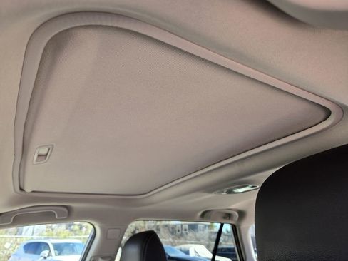 Used 2018 Subaru Outback 3.6R Limited image 26