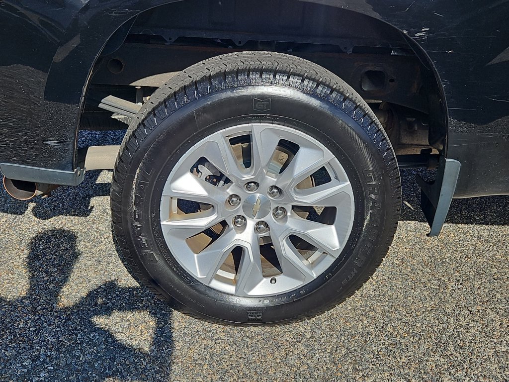 Used 2022 Chevrolet Silverado 1500 Custom AWD/4WD image 9