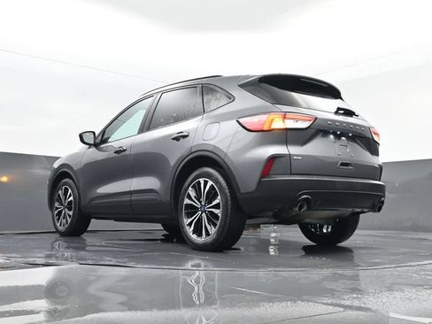 Used 2022 Ford Escape SE w/ SE Sport Appearance Package AWD/4WD image 26