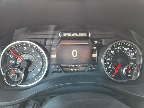 Used 2023 RAM 1500 Laramie AWD/4WD image 19
