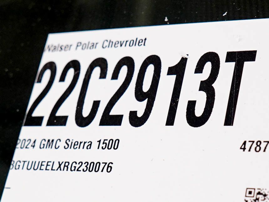 Used 2024 GMC Sierra 1500 AT4 w/ Technology Package AWD/4WD image 34