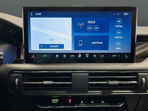 Used 2025 Lincoln Corsair Reserve AWD/4WD image 13