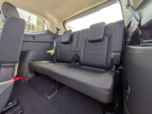 New 2026 Volkswagen Atlas SEL AWD/4WD image 17