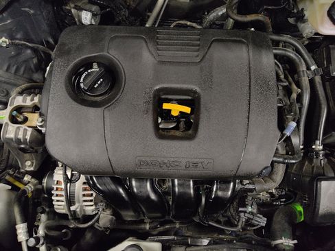 Used 2025 Kia Soul LX FWD image 30