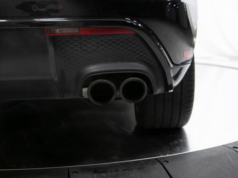 Certified 2024 Porsche Macan image 37