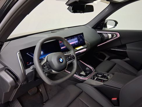 New 2026 BMW X3 xDrive30 w/ Convenience Package image 2