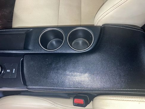 Used 2016 Lexus IS 200t RWD image 29