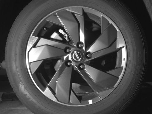 Used 2025 Nissan Rogue SV FWD image 15