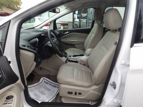 Used 2014 Ford C-MAX SEL w/ Equipment Group 302A FWD image 9