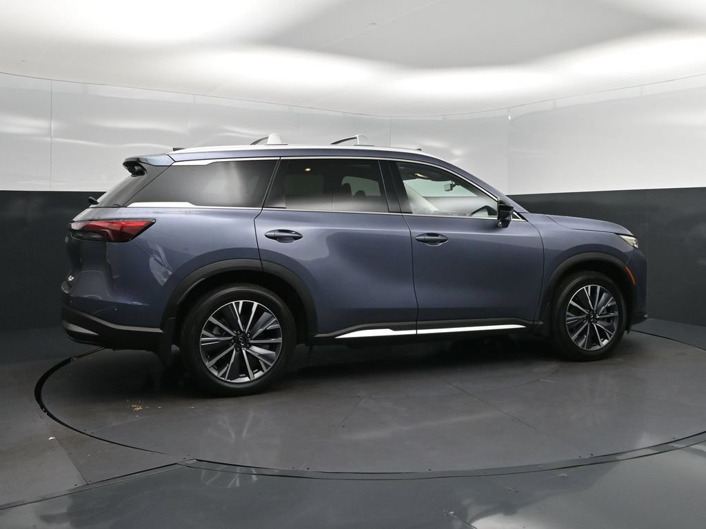 Certified 2026 INFINITI QX60 Luxe w/ Cargo Package FWD image 8