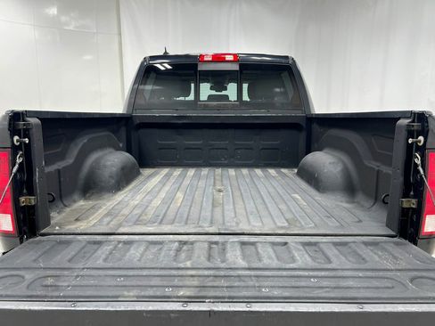 Used 2017 RAM 1500 Big Horn AWD/4WD image 29