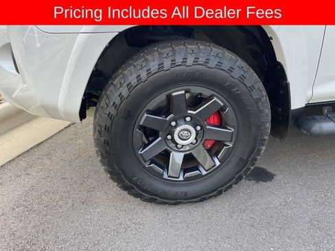Used 2022 Toyota 4Runner Trail Special Edition AWD/4WD image 2