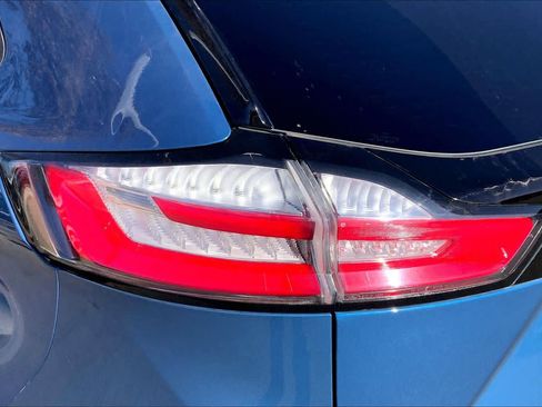 Certified 2020 Ford Edge ST image 28