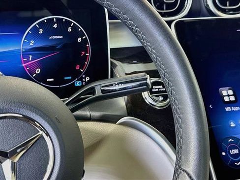 Used 2026 Mercedes-Benz GLC 300 4MATIC image 16